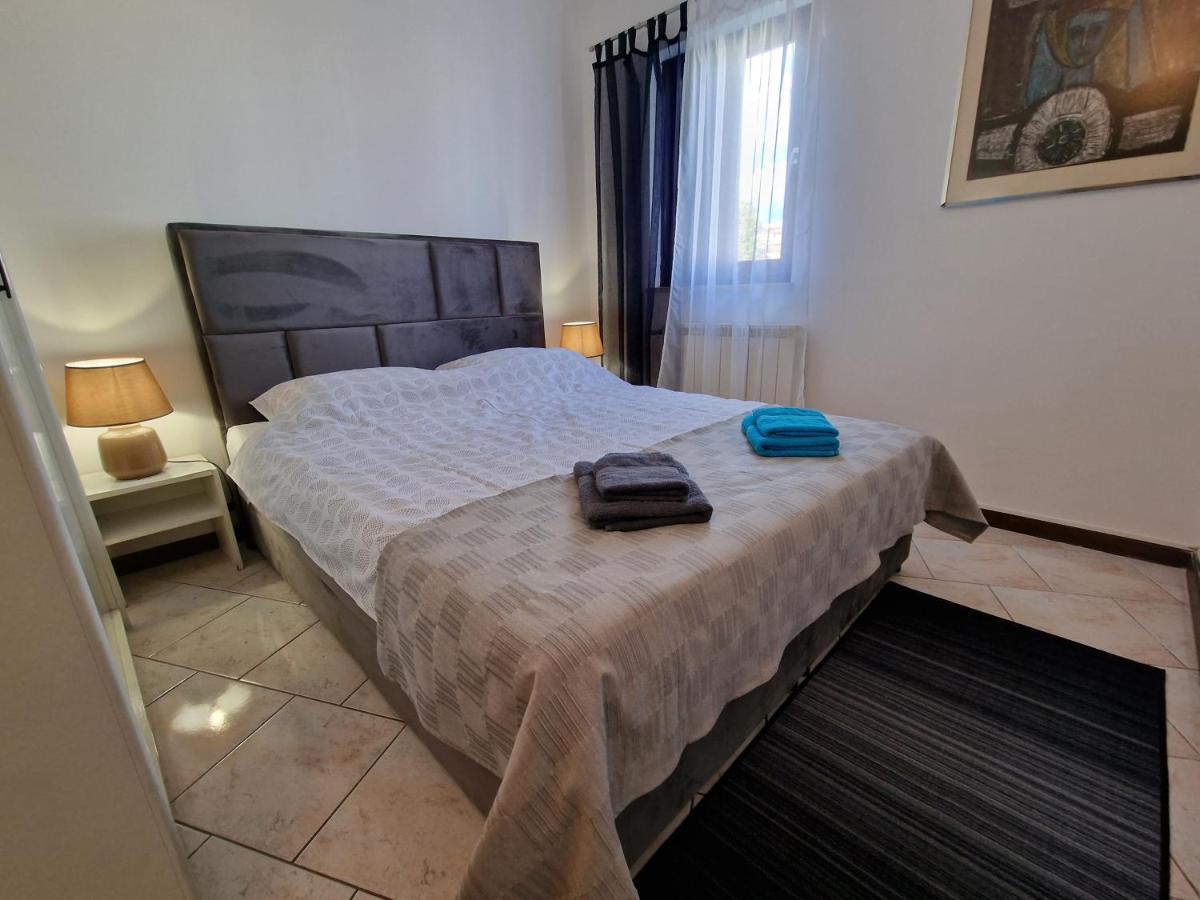 Apartments Katarina - New Renovated Rovinj Exterior photo