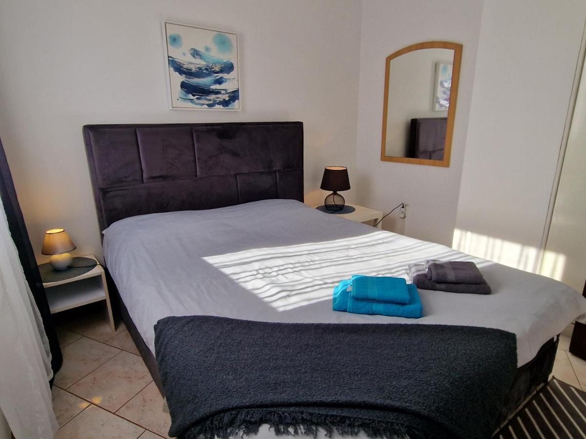 Apartments Katarina - New Renovated Rovinj Exterior photo