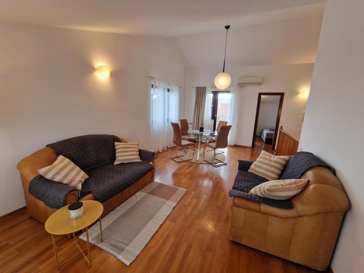 Apartments Katarina - New Renovated Rovinj Exterior photo