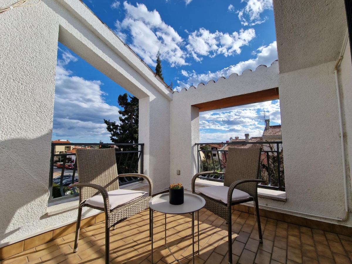 Apartments Katarina - New Renovated Rovinj Exterior photo