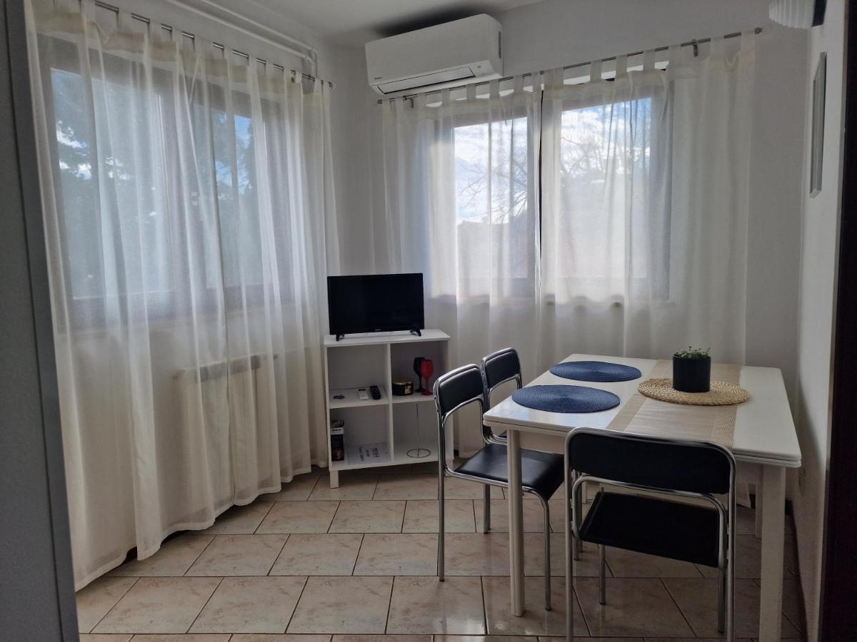 Apartments Katarina - New Renovated Rovinj Exterior photo