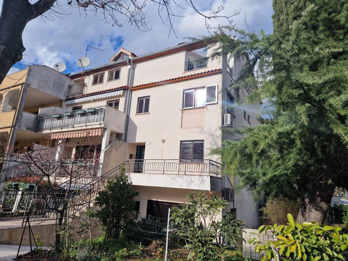 Apartments Katarina - New Renovated Rovinj Exterior photo
